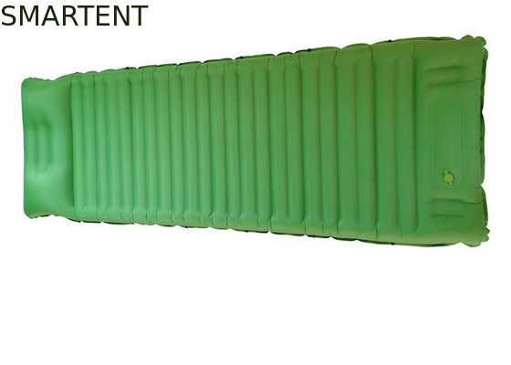 Acquistare Sacchi a pelo gonfiabili da montagna in nylon TPU 40D integrati nel materasso ad aria portatile con pompa a pedale fabbricazione online