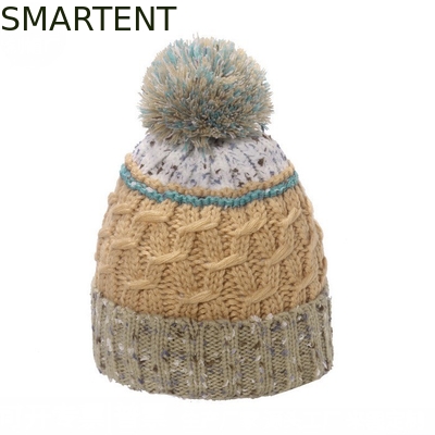 Accessori personalizzati Eco-Friendly RPET Cappello a maglia con Pompon Support Servizio OEM E commercio equo Approvato fornitore